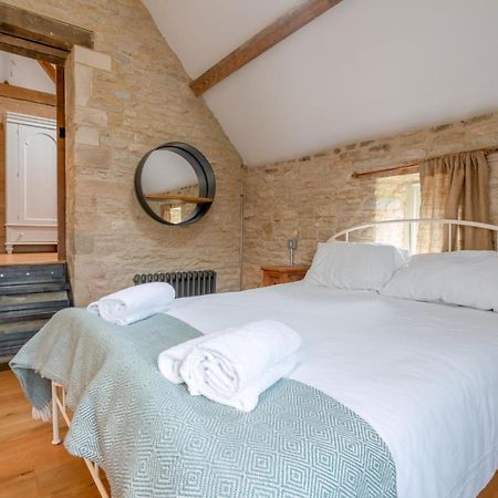 Middle Barn Villa Dyrham Ngoại thất bức ảnh