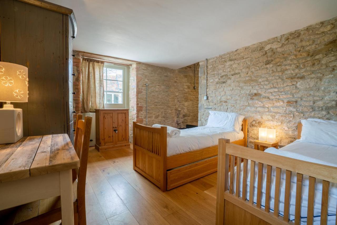 Middle Barn Villa Dyrham Ngoại thất bức ảnh