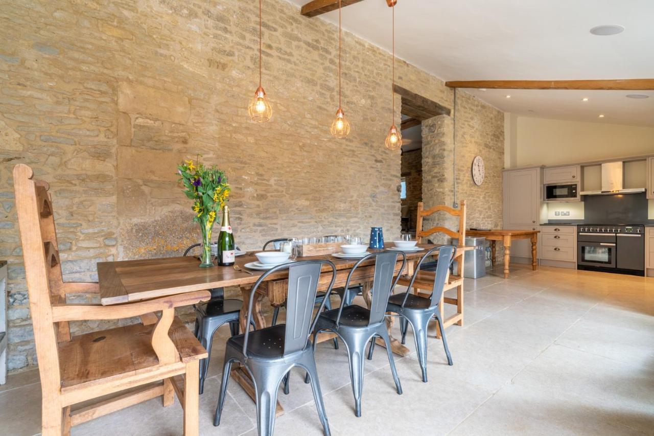 Middle Barn Villa Dyrham Ngoại thất bức ảnh