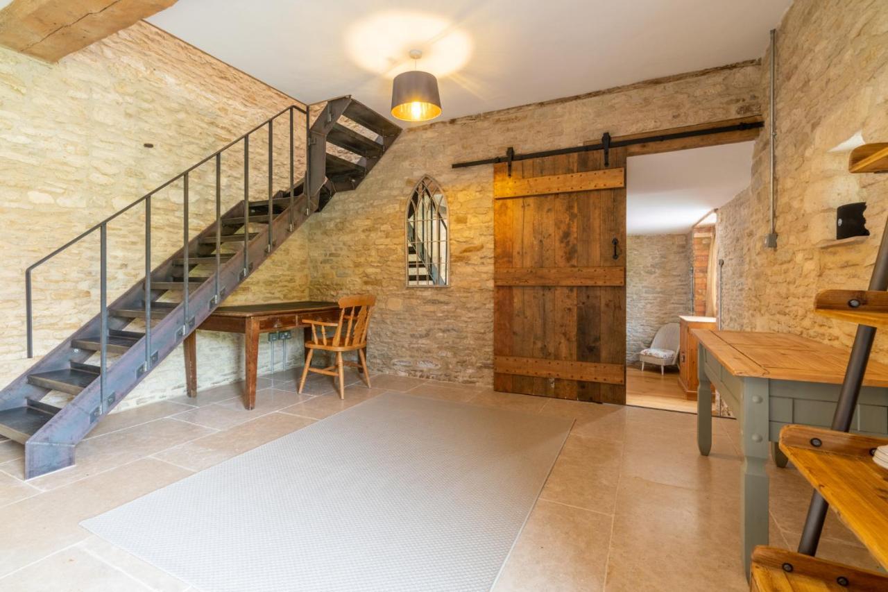 Middle Barn Villa Dyrham Ngoại thất bức ảnh