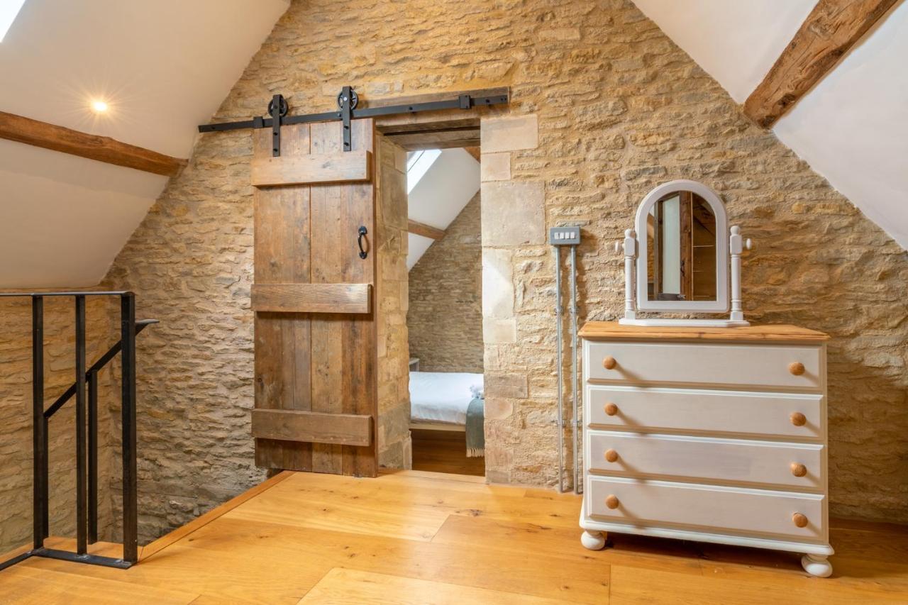 Middle Barn Villa Dyrham Ngoại thất bức ảnh